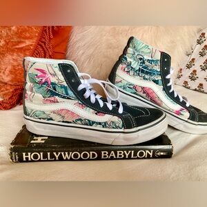 Vans SK8-Hi Tropical High-Top Sneakers - Unisex Size 7.5/6.0